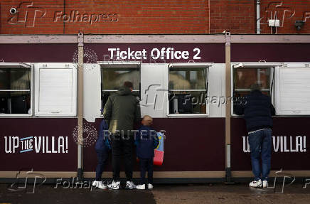 Premier League - Aston Villa v Manchester City