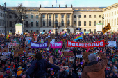 Rally 'Hand in Hand for democracy'