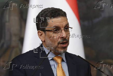 Folhapress - Fotos - Yemeni Prime Minister Ahmed Awad Bin Mubarak ...