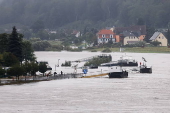 Flood alert in Saxony amid Elbe river's rising water level