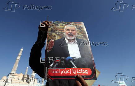 Houthi supporters rally in Sana'a in solidarity with the Palestinian people