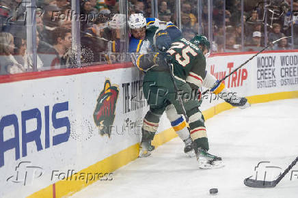 NHL: St. Louis Blues at Minnesota Wild