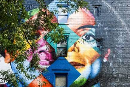 Eduardo Kobra faz homenagem a Michael Jackson com painel em Nova York