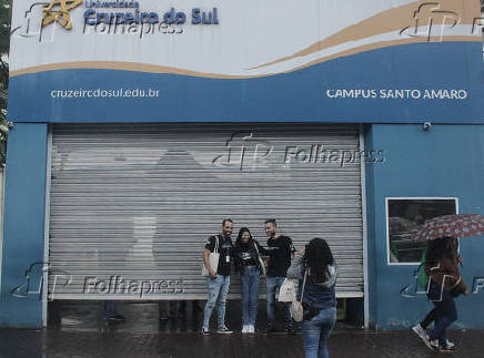 Porta fechada para as provas do ENEM 2024 na faculdade Cruzeiro do Sul