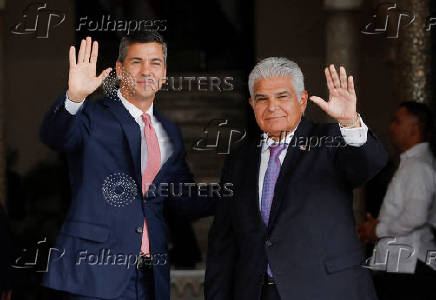 Panama's President Jose Raul Mulino and his Paraguayan counterpart Santiago Pena meet, in Panama City