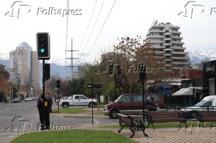 Rua com lojas de grife em Santiago,