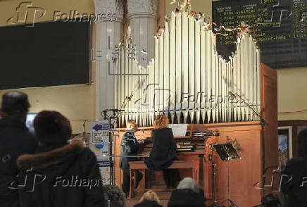 Organ with pipes crafted from fragments of Russian rockets is played in Lviv