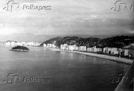 1967Vista de praia de Santos, litoral