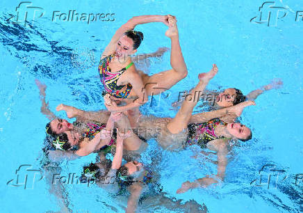 Artistic Swimming - Team Acrobatic Routine