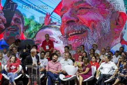 O presidente Lula discursa durante congresso do PT, em So Paulo