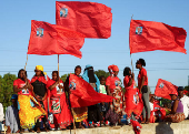 Mozambique opposition party Frelimo holds final rally ahead of election