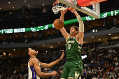 NBA: Sacramento Kings at Milwaukee Bucks