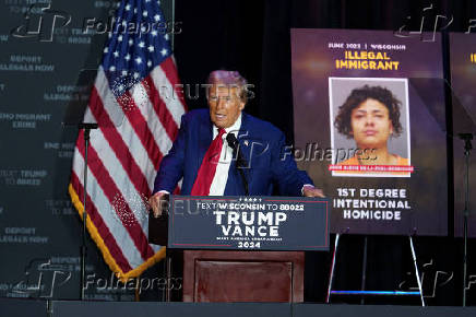 Trump hosts a campaign event at the Prairie du Chien Area Arts Center