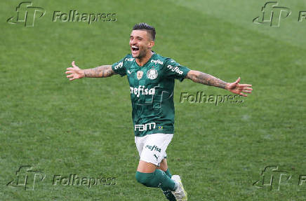 Palmeiras e Corinthians duelam pela semifinal do Paulistão Feminino