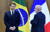 Lula Condecora Emmanuel Macron com a Medalha Cruzeiro do Sul