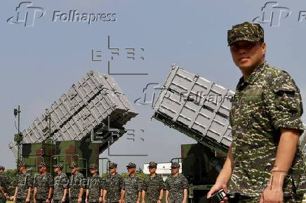 Taiwanese President Lai visits military camp in Taoyuan