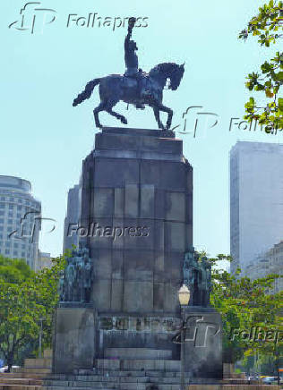 Monumento de Marechal Deodoro da Fonseca na praa Paris