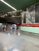 Plataforma da estao de Metro de Santa Ceclia