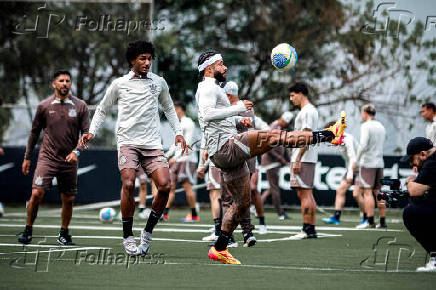 treino aberto do corinthians no ct joaquim grava