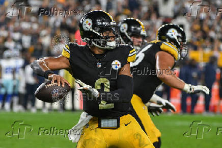 NFL: Dallas Cowboys at Pittsburgh Steelers