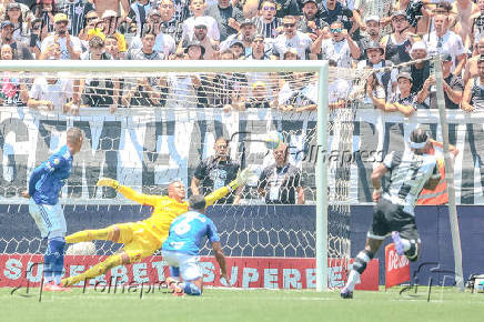 Partida entre corinthians x cruzeiro pelo campeonato brasileiro srie a