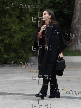 La reina doa Letizia preside el acto de entrega de la XIV edicin de los Premios Luis Carandell de periodismo parlamentario.