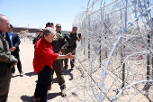 Canciller mexicana visita la frontera para 