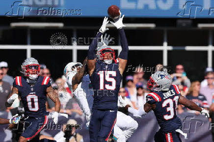 NFL: Miami Dolphins at New England Patriots