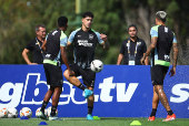 Copa Libertadores - Final - Atletico Mineiro v Botafogo - Botafogo training