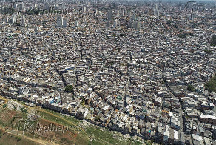 Vista area da favela de Helipolis