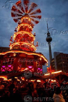 Berlin's Christmas markets throw open its doors to mulled wine-loving crowds