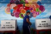 Inmates vote during early voting for people in preventive detention, in Tlalnepantla