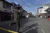 Cinco heridos por una bomba y ataque de guerrilleros a la Polica en suroeste de Colombia