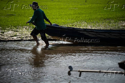 Rio Negro segue em ritmo forte de vazante