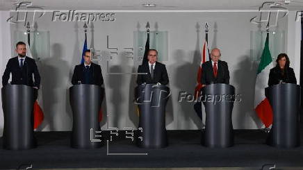 Defense ministers from France, Britain, Poland, Italy and Germany meet in Berlin