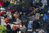 Movimentao de usurios de droga na rua Helvtia, na regio central de So Paulo 