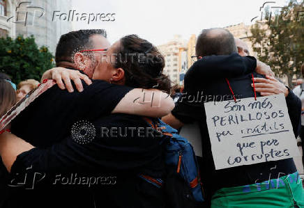 Protest against management of emergency response to the deadly floods in Valencia