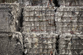 A maior fbrica de reciclagem na Amrica Latina, a Flapicel em Guarulhos (SP)