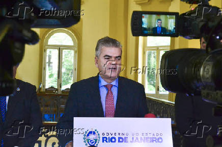 Coletiva de imprensa com autoridades aps reunio do governo e Supervia no RJ