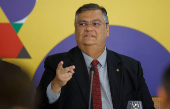 O ministro da Justia, Flvio Dino, anuncia medidas de segurana no Rio de Janeiro