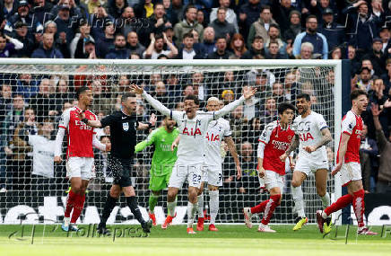Premier League - Tottenham Hotspur v Arsenal