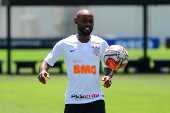 Campina Grande, Brazil. 15th Mar, 2020. Marcelinho Paraíba enters the field  before the start of the game between Perilima and Centro Sportivo Paraibano  (CSP), held this Sunday afternoon (15th) at the Ernani