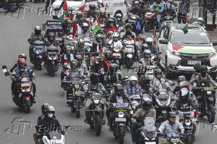 Rally in solidarity with the Palestinians after proposed Israel, Hamas ceasefire deal