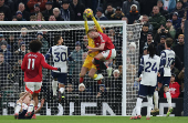 Premier League - Tottenham Hotspur v Manchester United