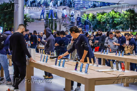 Movimentao na loja da Apple durante lanamento do iPhone 11 em Nova York, nos EUA