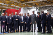 Firma del acuerdo entre Chery y de Ebro-EV Motors para producir vehculos en la antigua Nissan de Barcelona