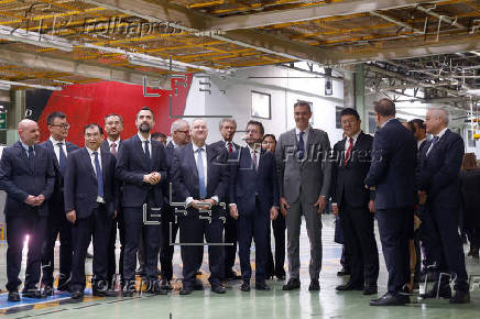Firma del acuerdo entre Chery y de Ebro-EV Motors para producir vehculos en la antigua Nissan de Barcelona
