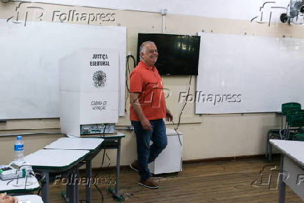 A Vice de Tabata Amaral, Lcia Frana e o ministro Mrcio Frana, votaram no colgio eleitoral Ludovina Creddio Peixoto