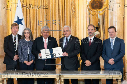 Firma del convenio de Chapultepec en la Ciudad de de Panam