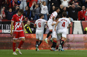 Sevilla  vs  Rayo Vallecano